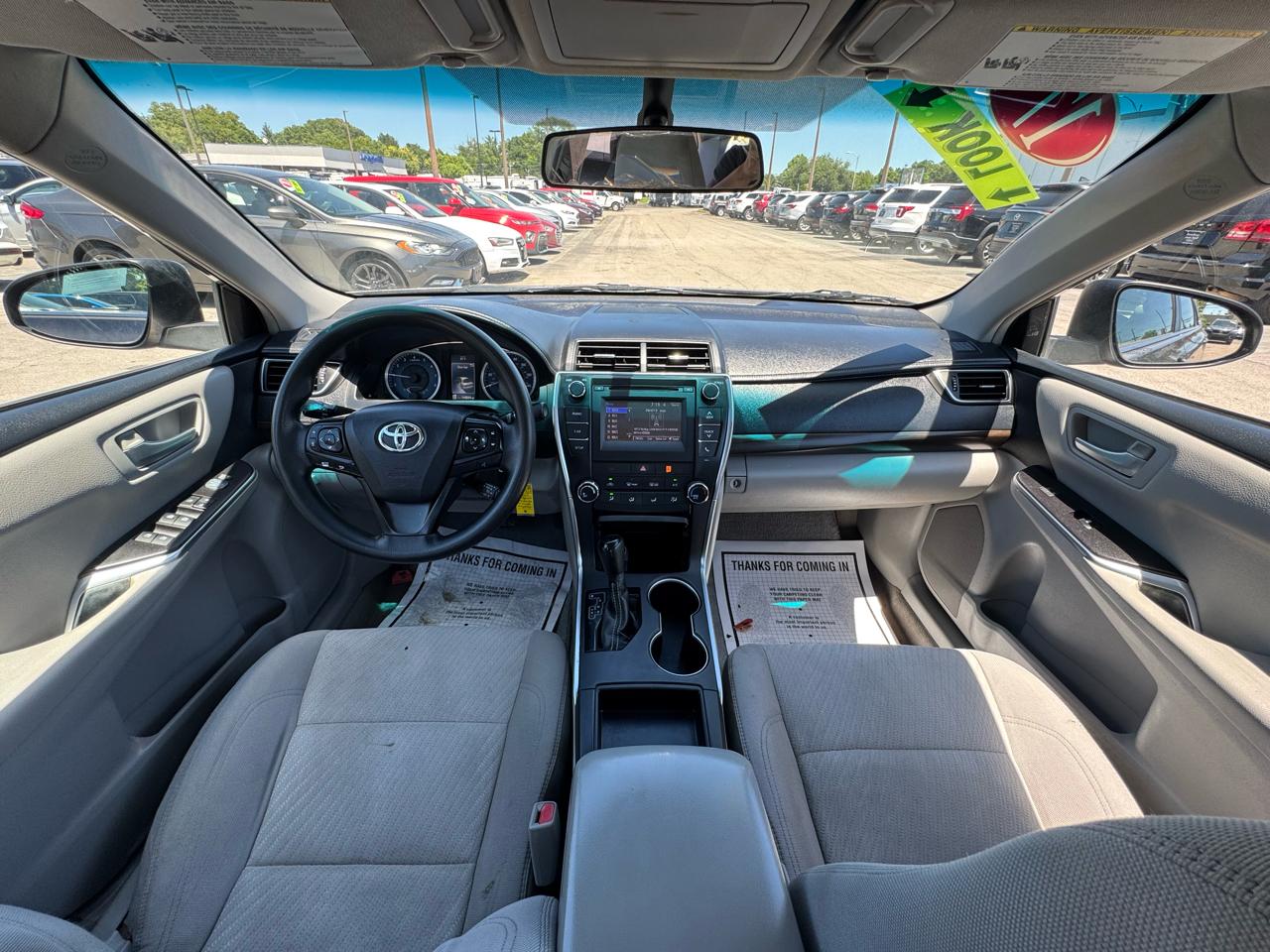 Toyota Camry XLE Auto (Natl) 2017