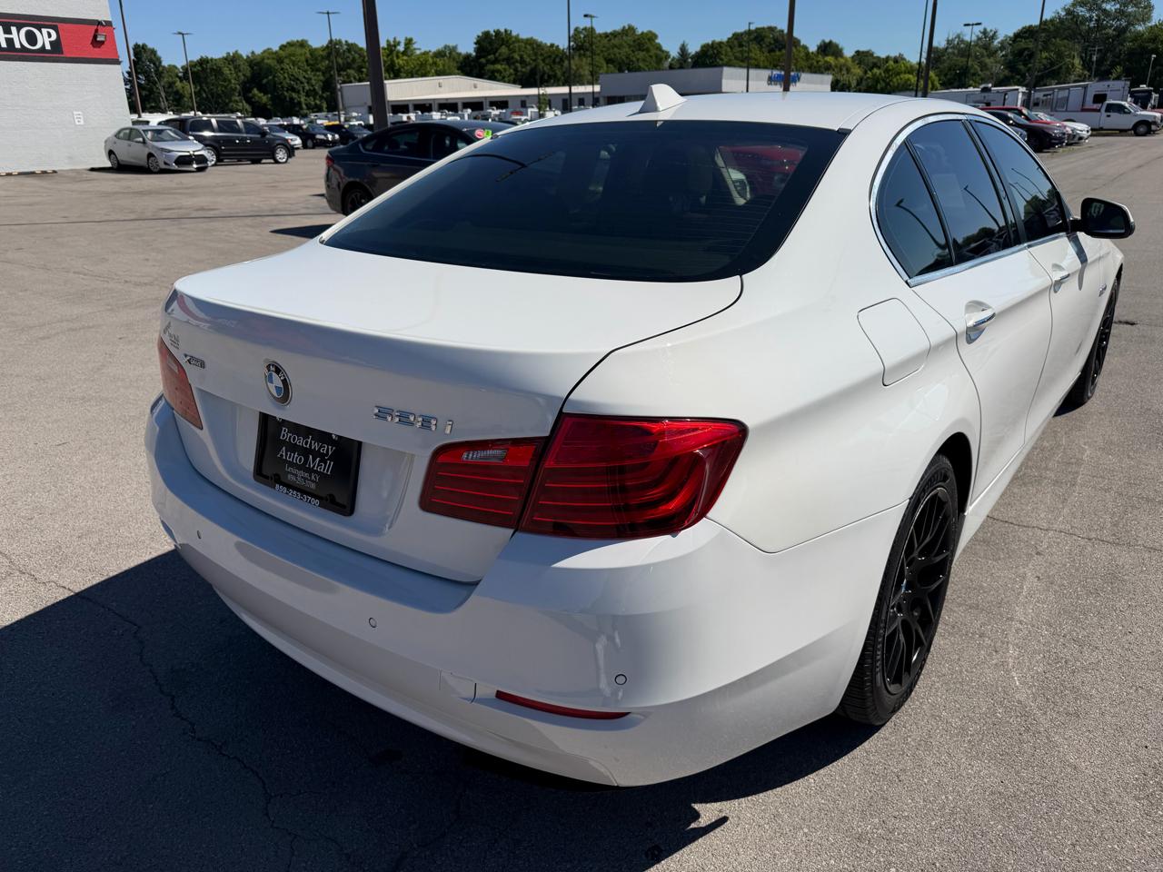 BMW 5 Series 528i 2016