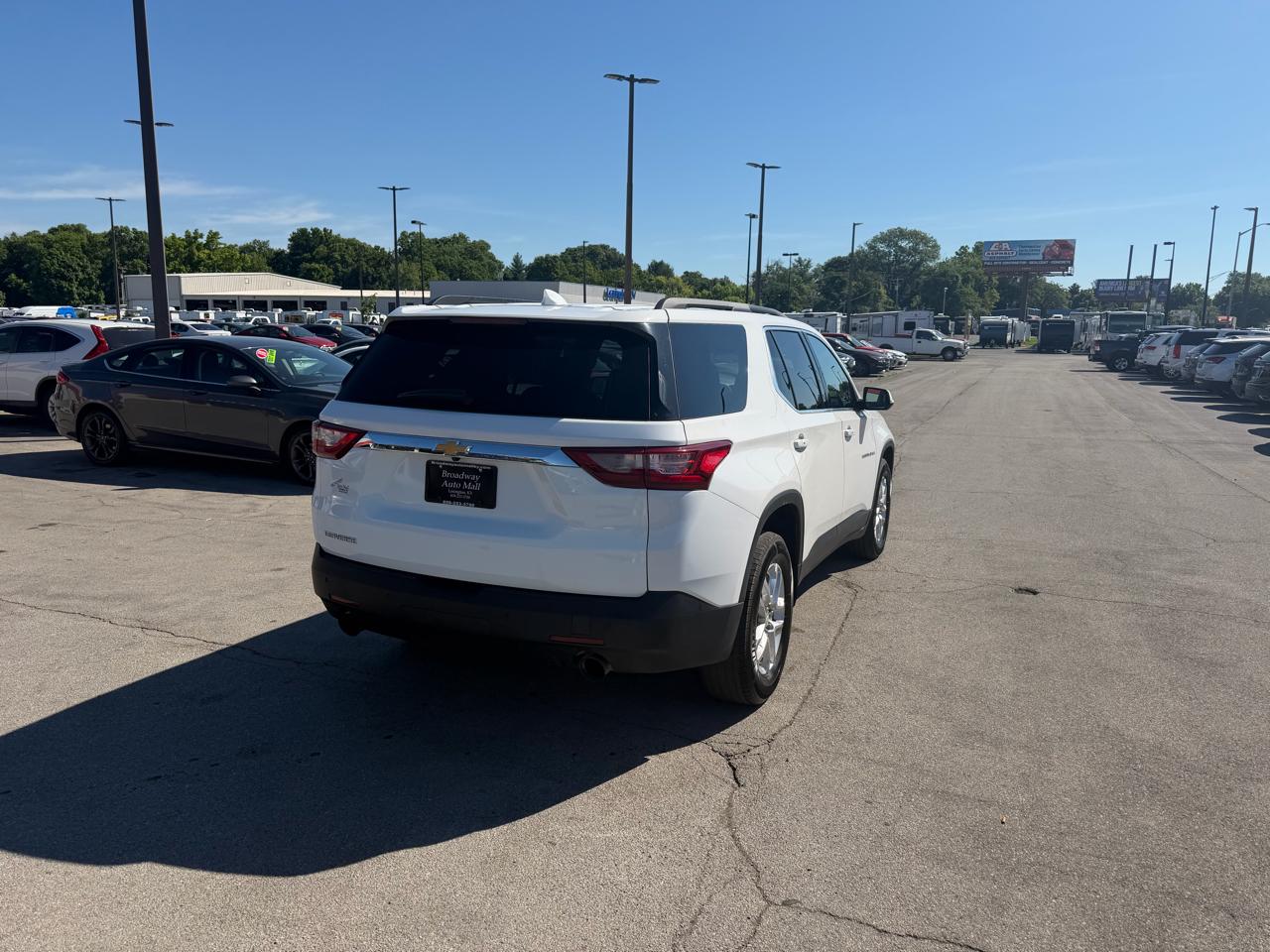 Chevrolet Traverse FWD 4dr LT Cloth w/1LT 2019