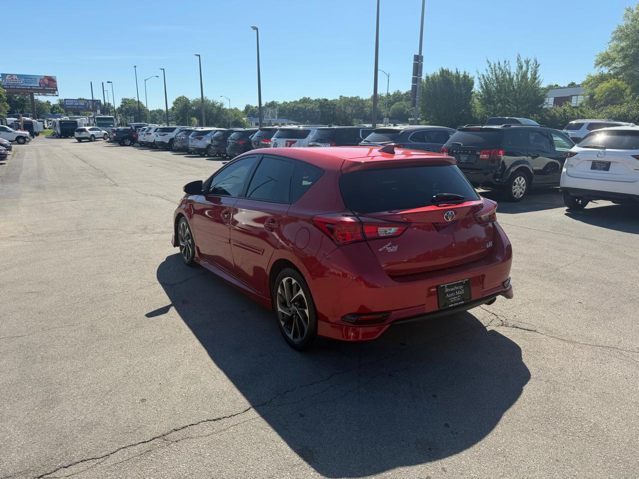 Toyota Corolla iM CVT (Natl) 2017