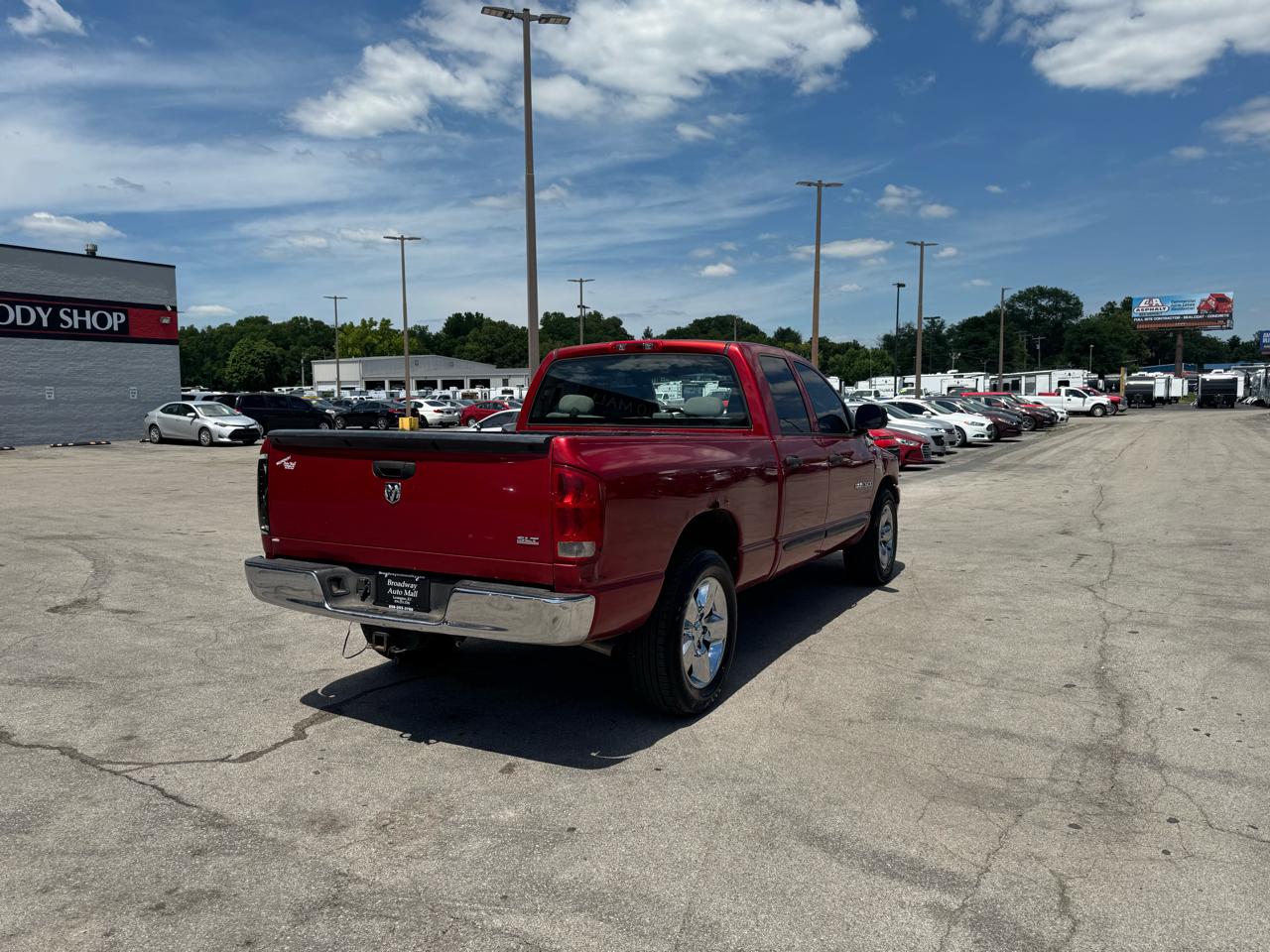 Dodge Ram 1500 4dr Quad Cab 140.5 SLT 2006