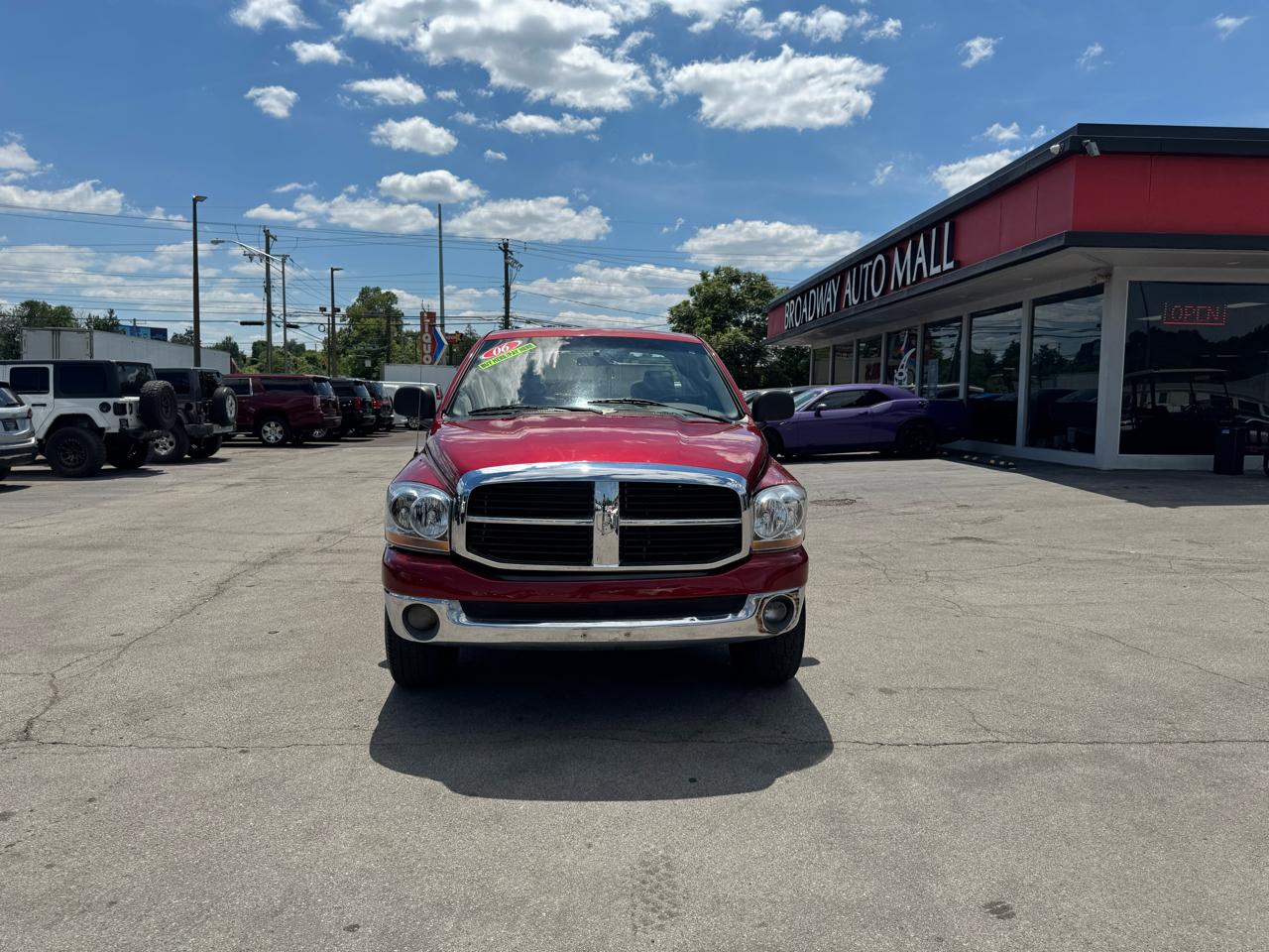 Dodge Ram 1500 4dr Quad Cab 140.5 SLT 2006