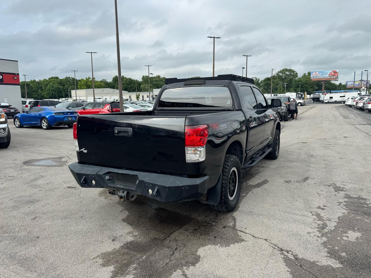 Toyota Tundra 4WD Truck CrewMax 5.7L V8 6-Spd AT (Natl) 2013