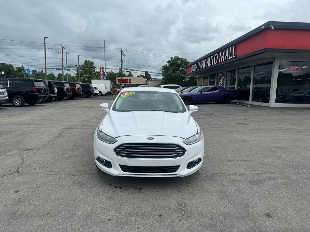 Ford Fusion 4dr Sdn SE FWD 2016