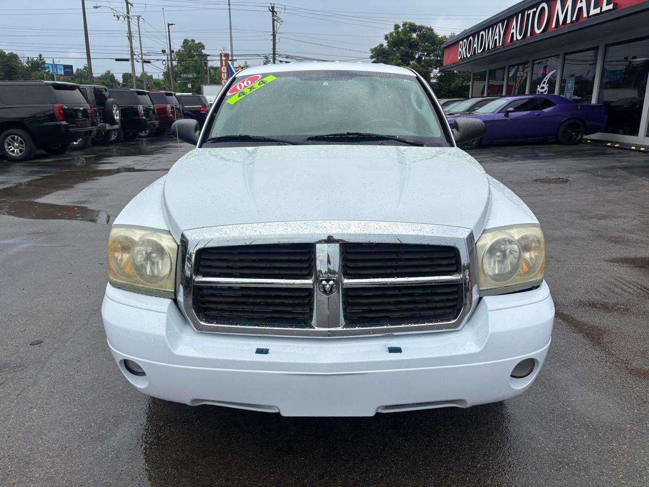Dodge Dakota 4dr Quad Cab 131 4WD SLT 2006