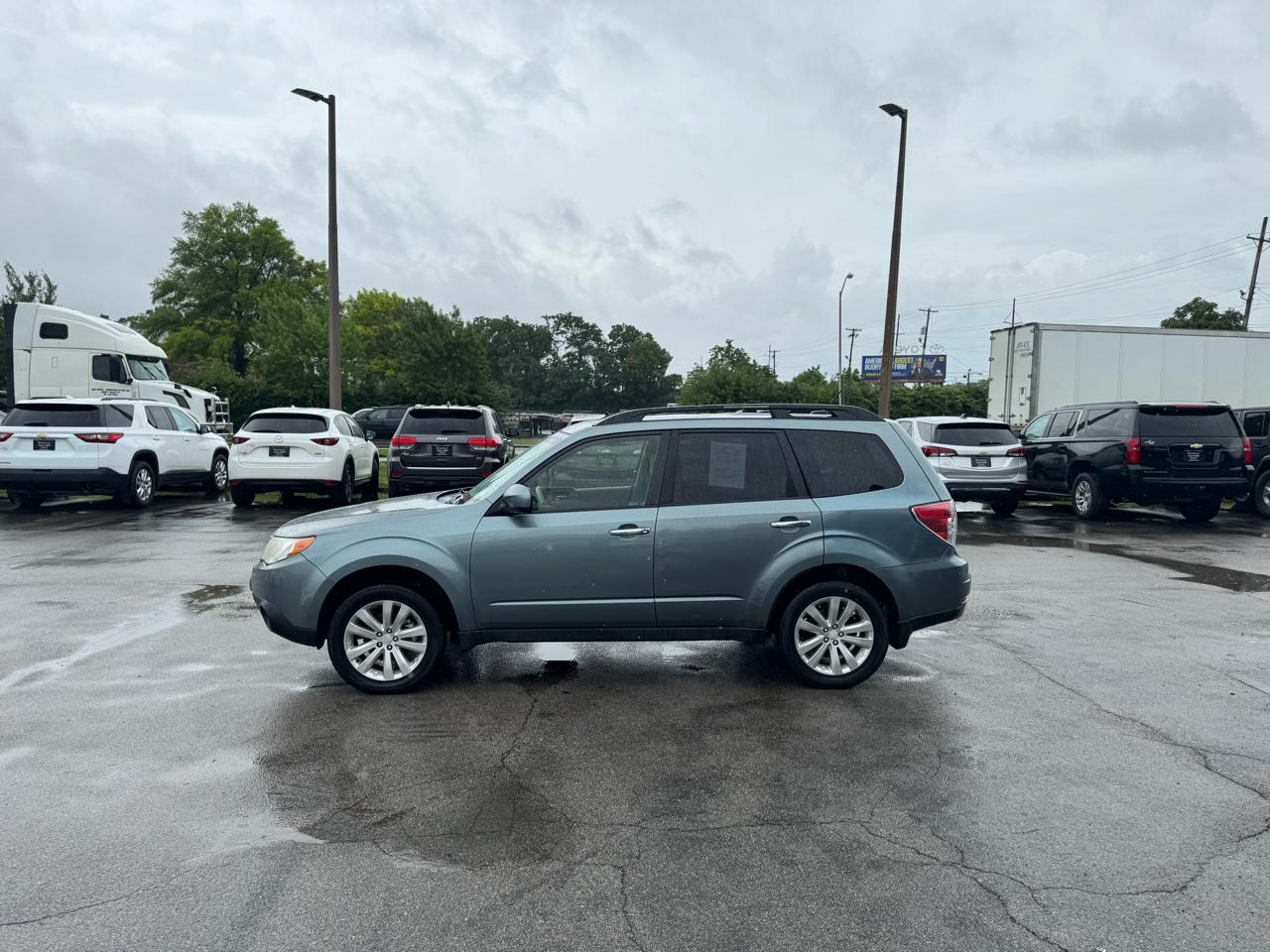 Subaru Forester 4dr Auto 2.5X Premium 2012