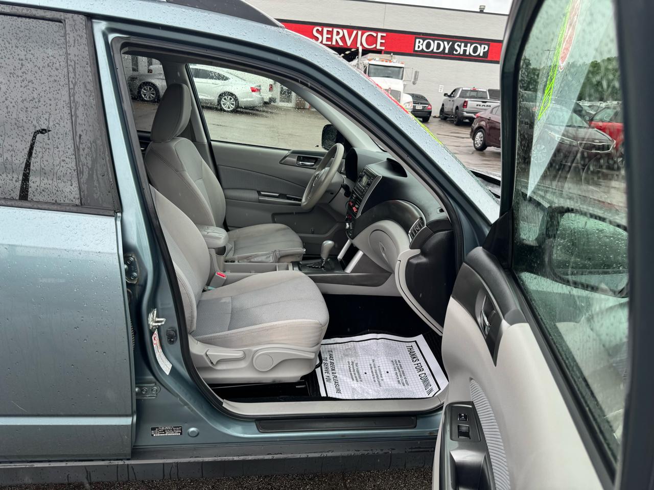 Subaru Forester 4dr Auto 2.5X Premium 2012