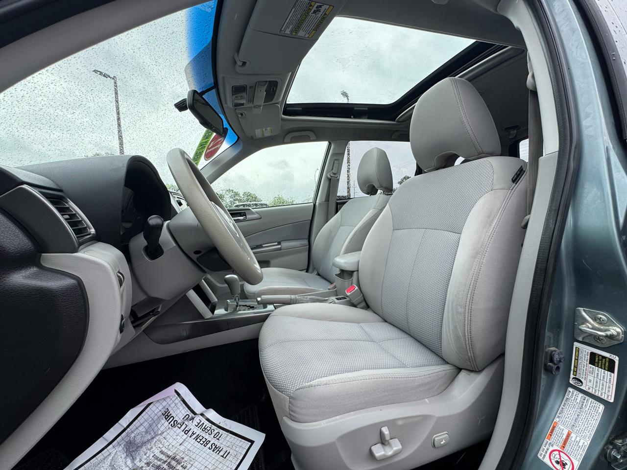 Subaru Forester 4dr Auto 2.5X Premium 2012