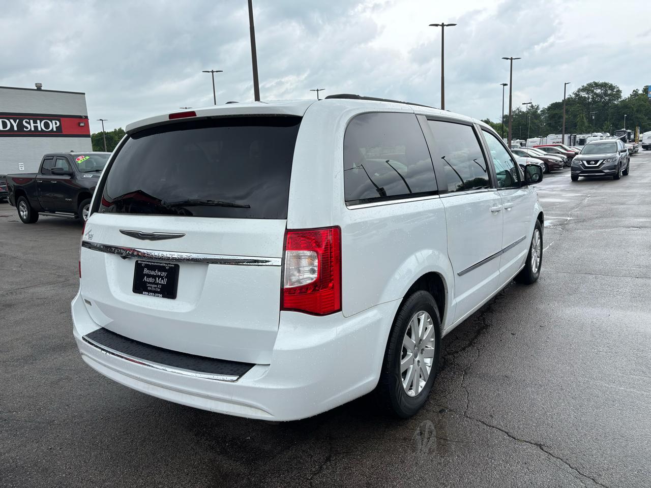 Chrysler Town & Country 4dr Wgn Touring 2014