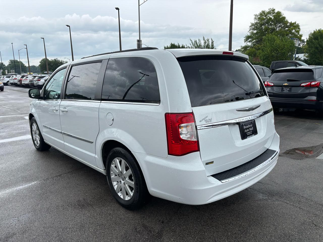 Chrysler Town & Country 4dr Wgn Touring 2014