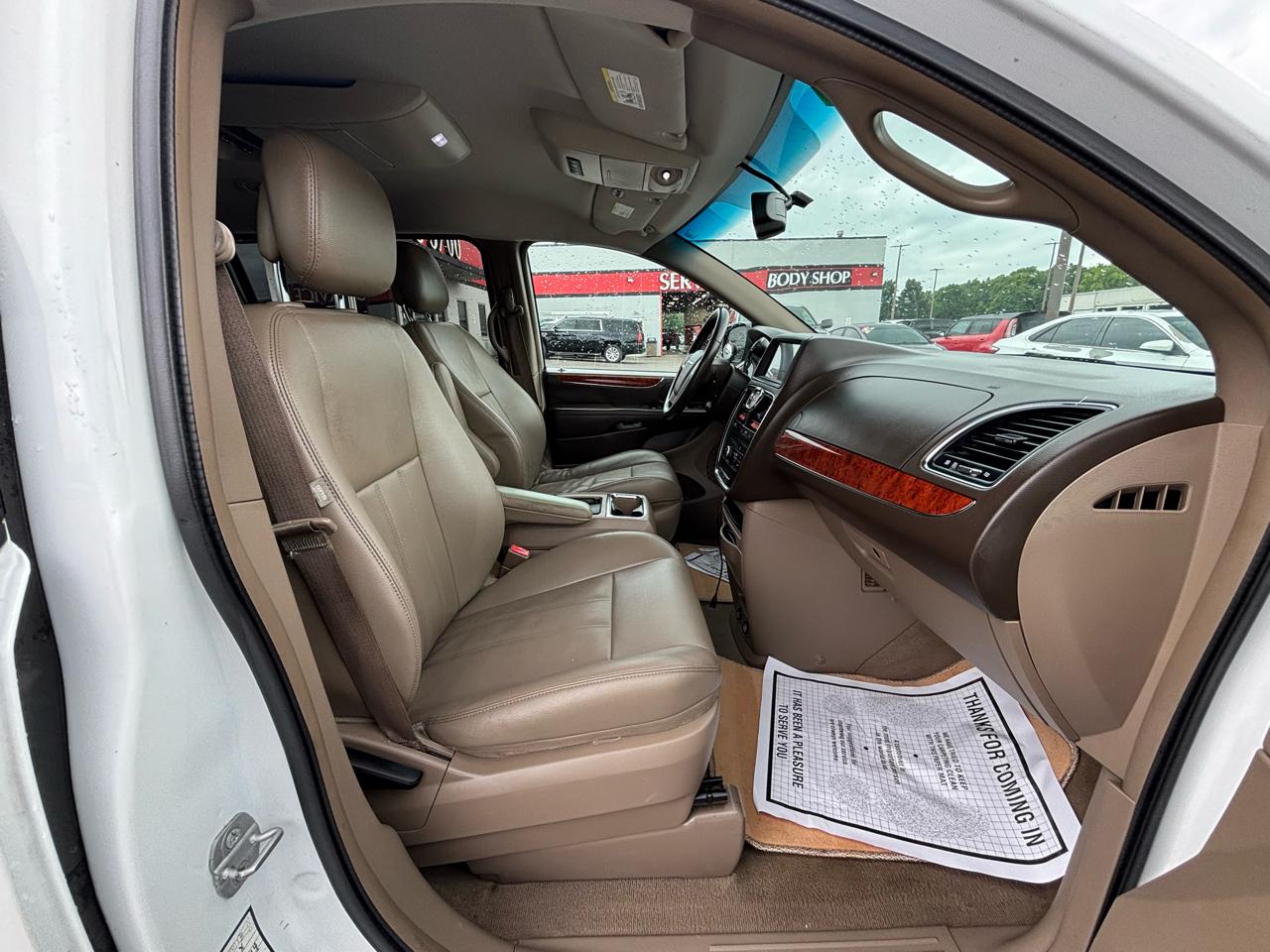 Chrysler Town & Country 4dr Wgn Touring 2014