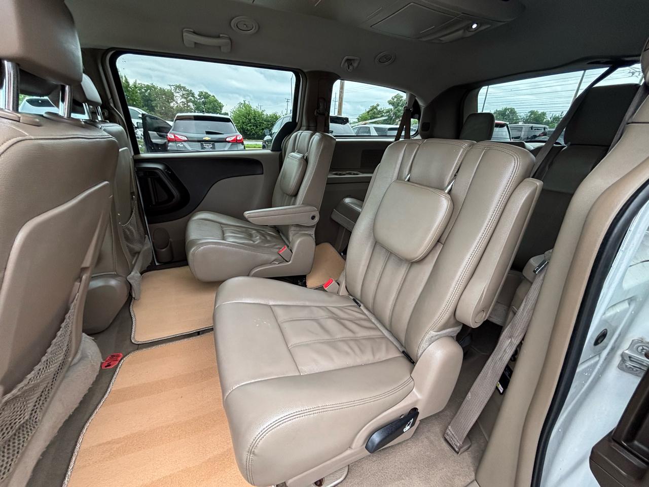 Chrysler Town & Country 4dr Wgn Touring 2014