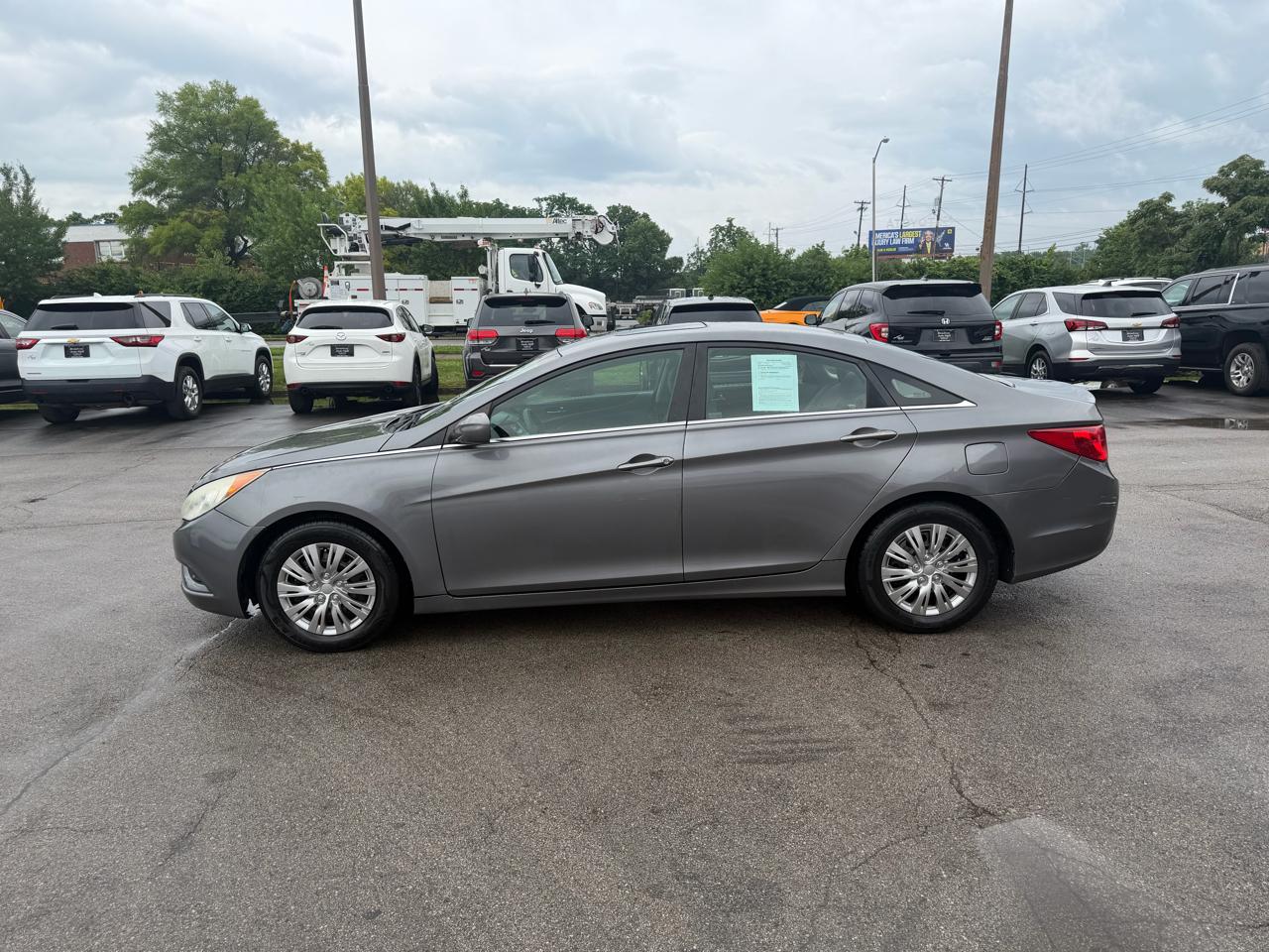 Hyundai Sonata 4dr Sdn 2.4L Auto GLS 2011