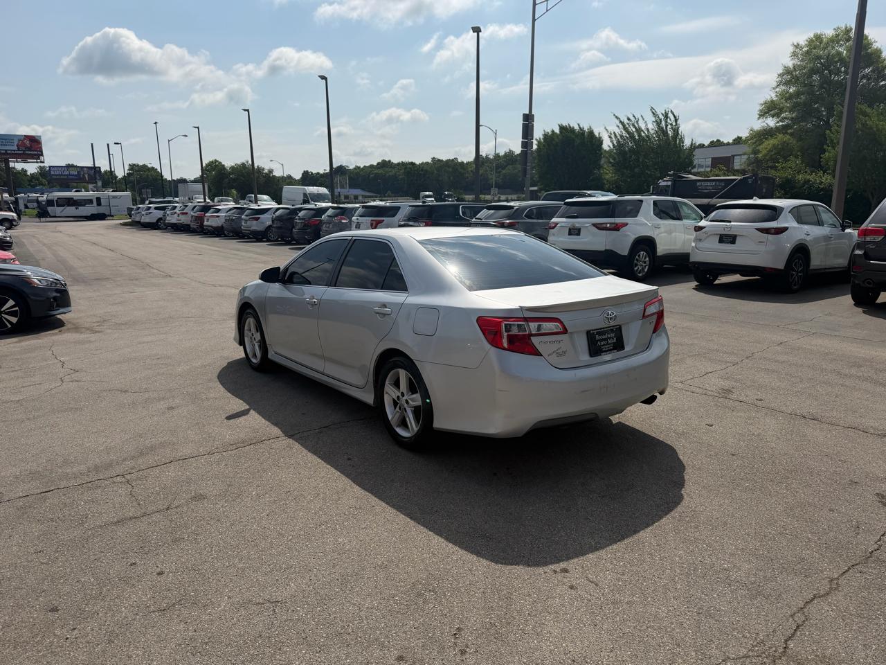 Toyota Camry 2014.5 4dr Sdn I4 Auto SE Sport (Natl) 2014