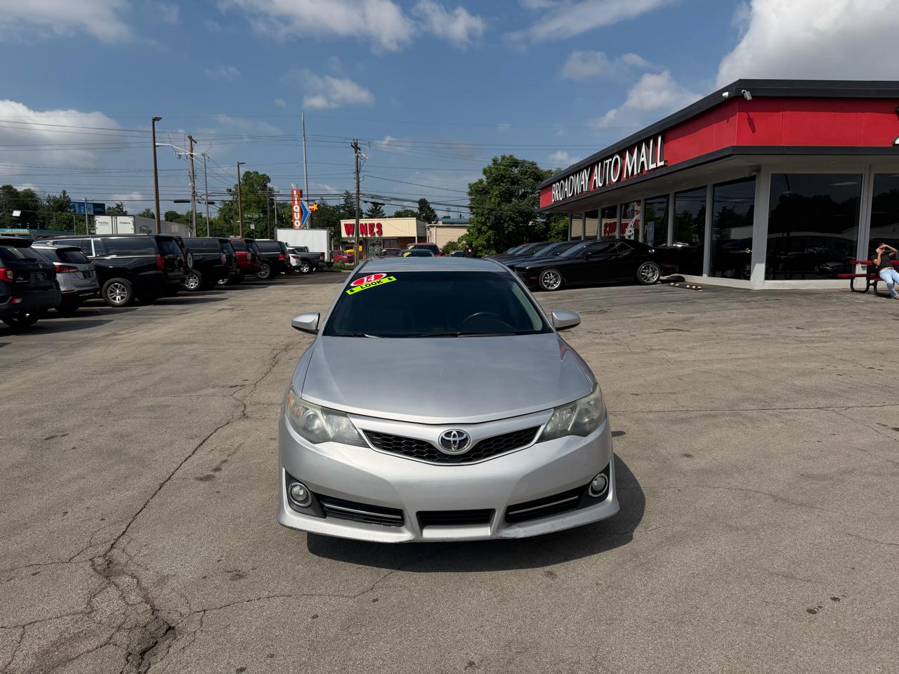 Toyota Camry 2014.5 4dr Sdn I4 Auto SE Sport (Natl) 2014