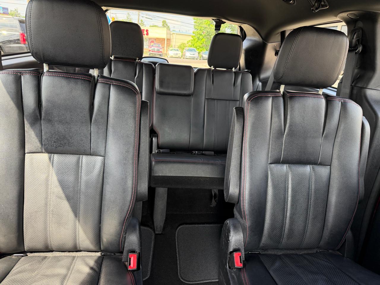 Dodge Grand Caravan R/T 2016