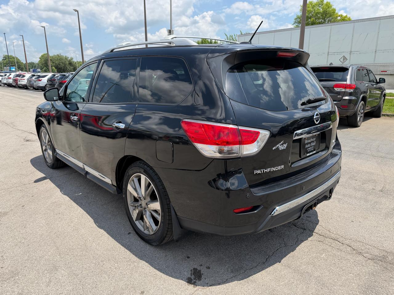 Nissan Pathfinder Platinum 2016