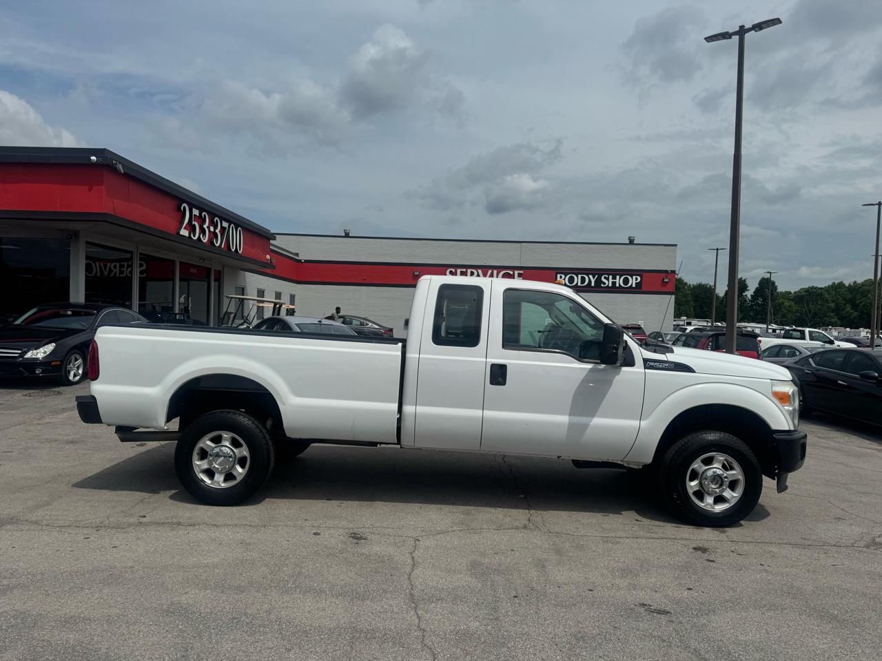 Ford Super Duty F-250 SRW 4WD SuperCab 142" Lariat 2014