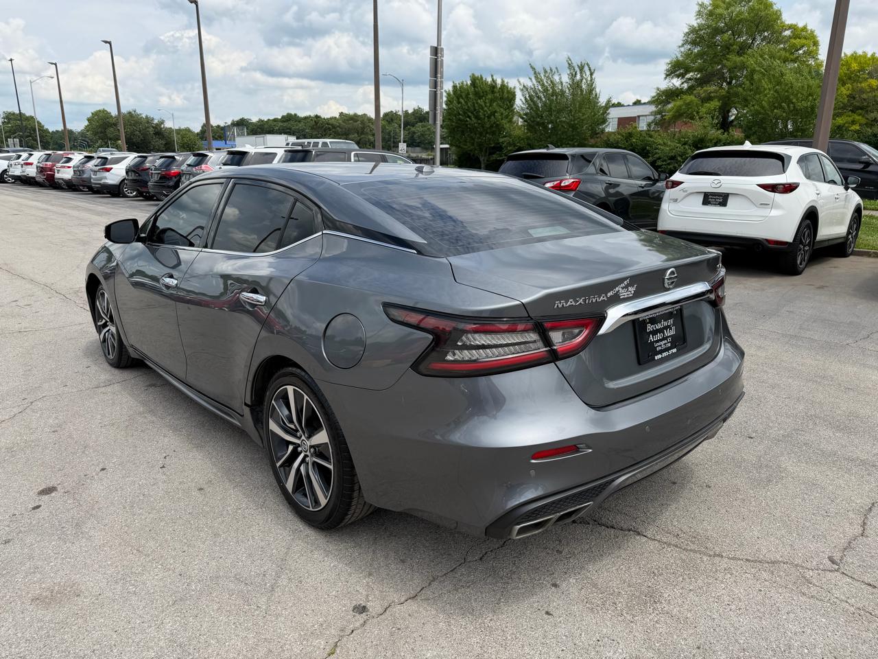 Nissan Maxima SV 2020