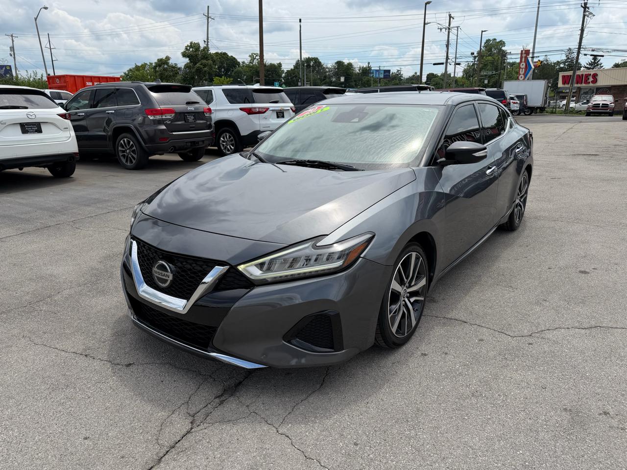 Nissan Maxima SV 2020