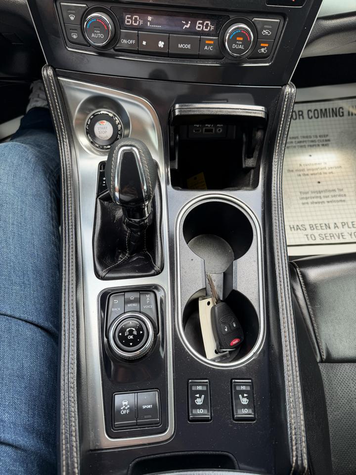 Nissan Maxima SV 2020