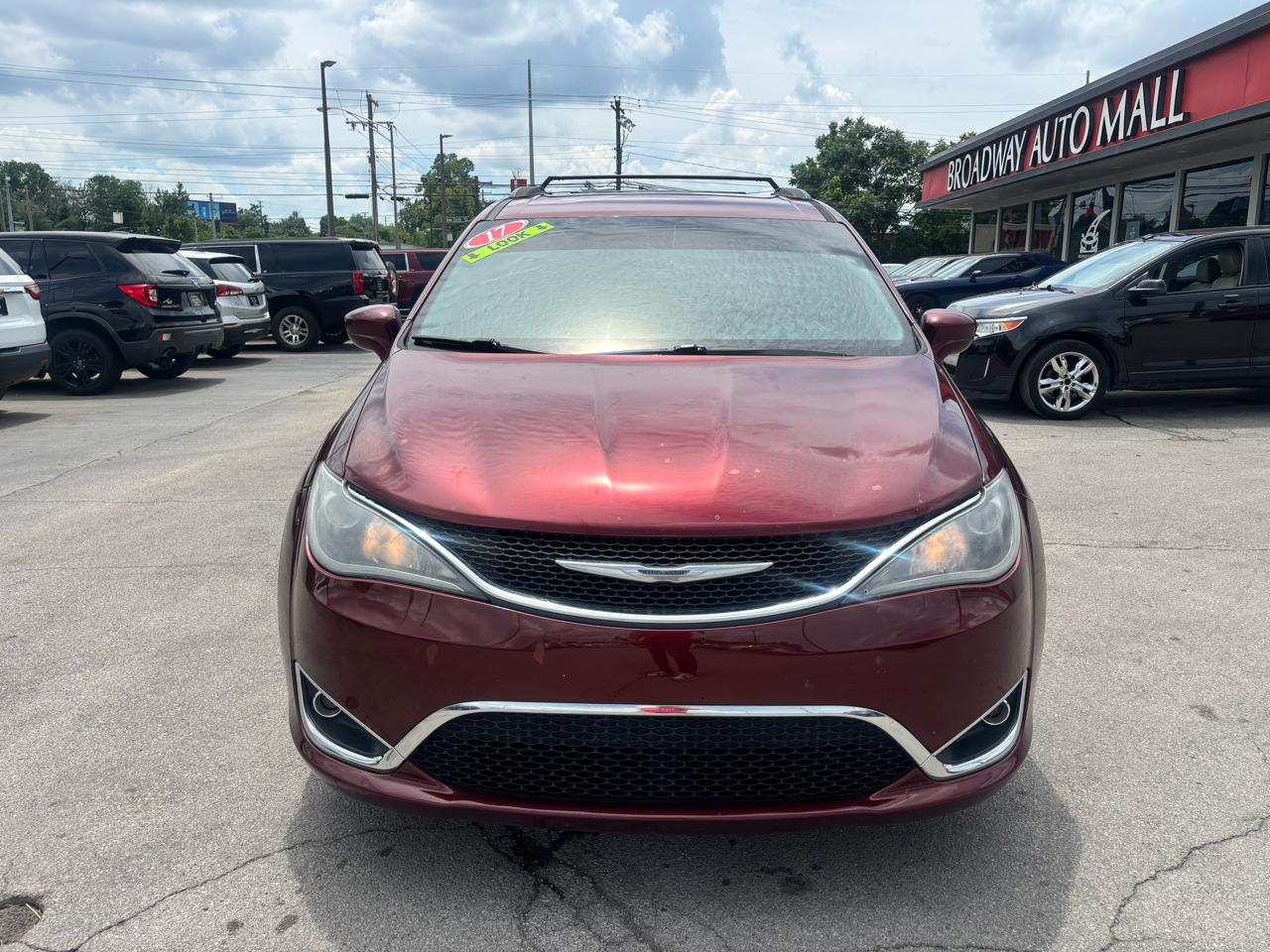 Chrysler Pacifica Touring-L FWD 2017