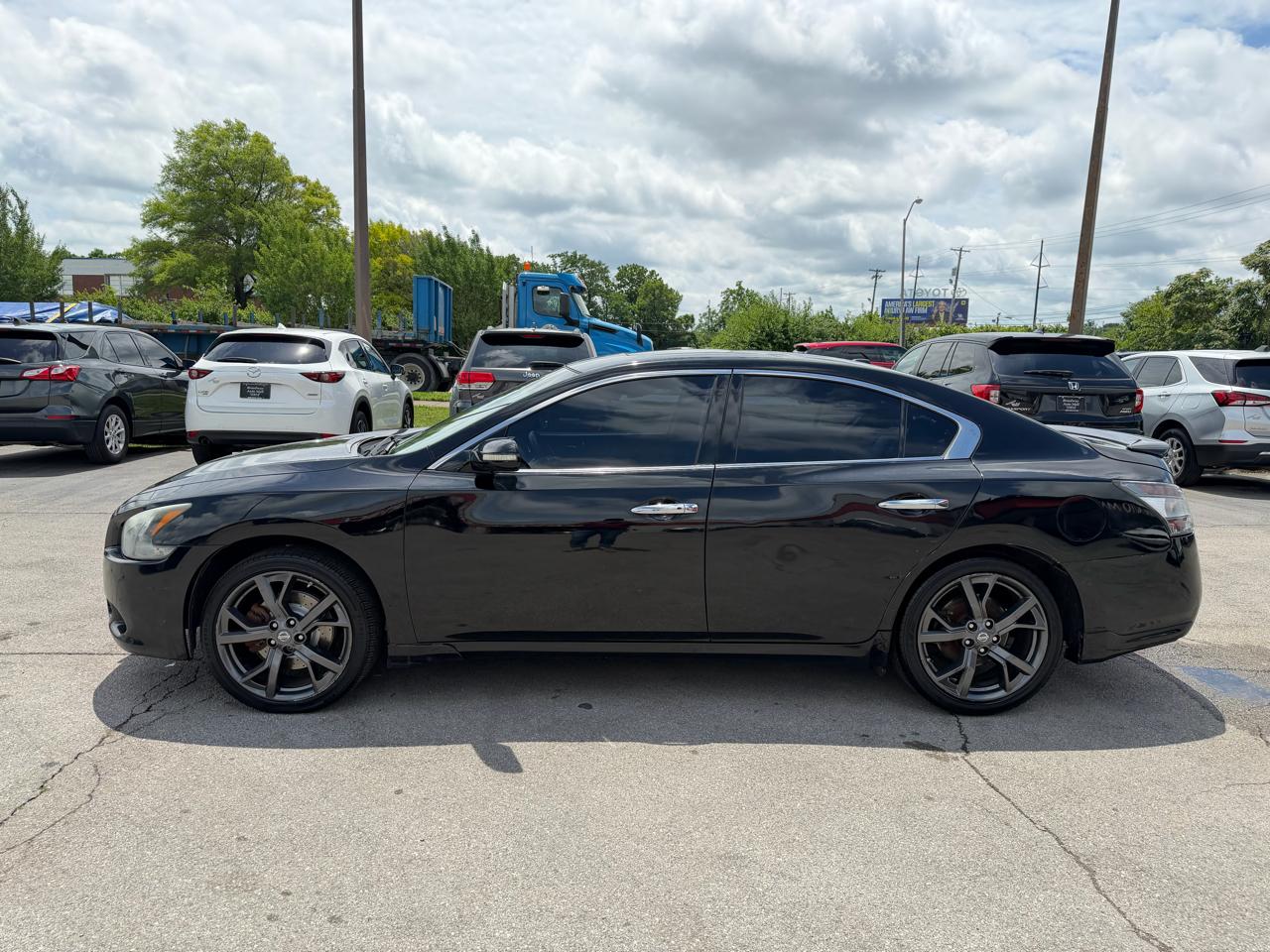Nissan Maxima SV 2014