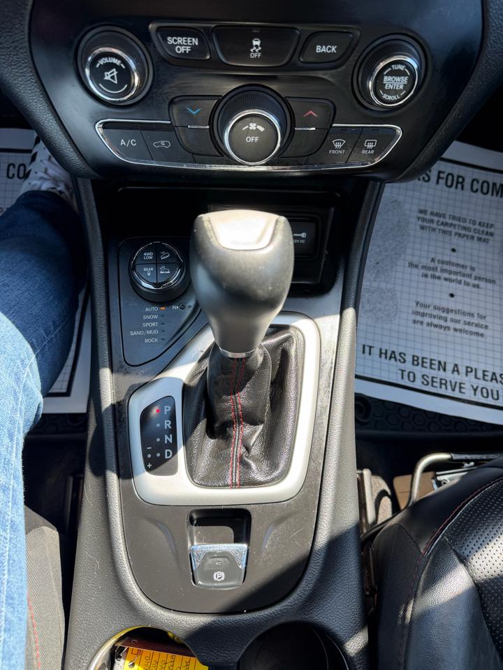 Jeep Cherokee Trailhawk 2016