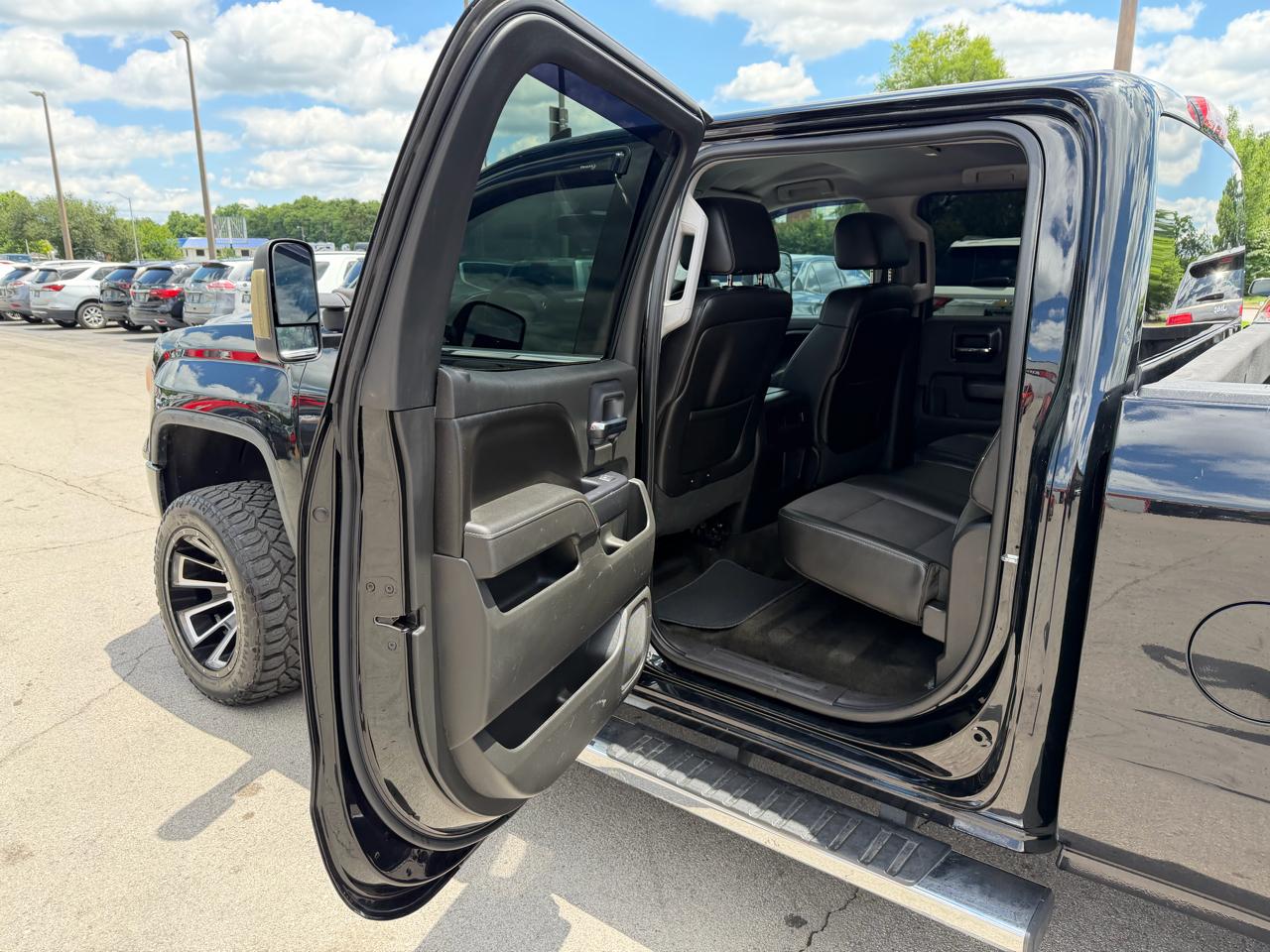 GMC Sierra 1500 4WD Crew Cab 143.5" SLE 2015