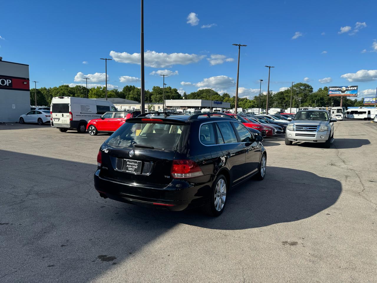 Volkswagen Jetta SportWagen 4dr DSG TDI 2011