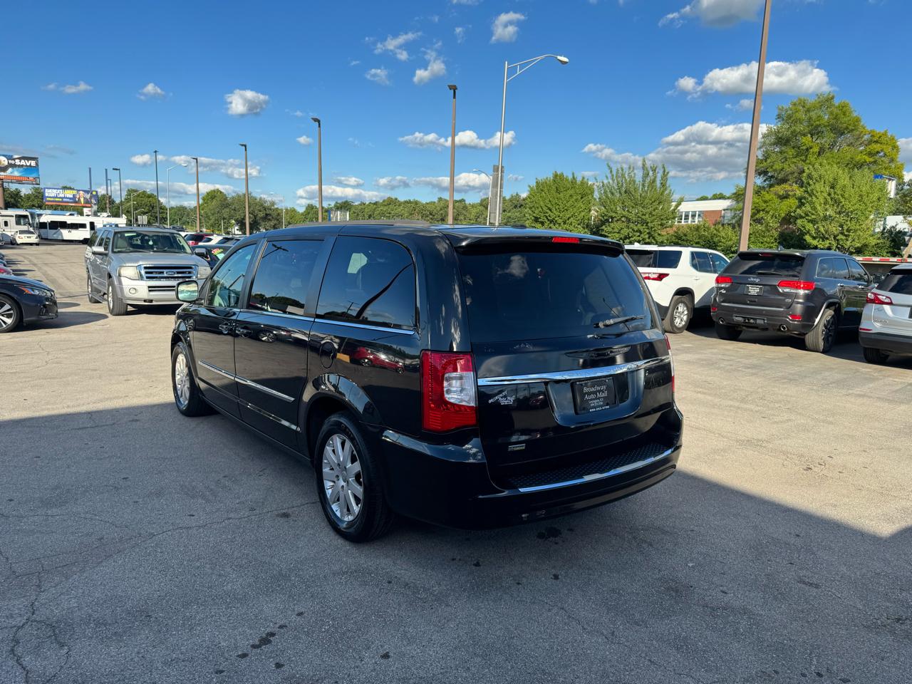 Chrysler Town & Country 4dr Wgn Touring 2014