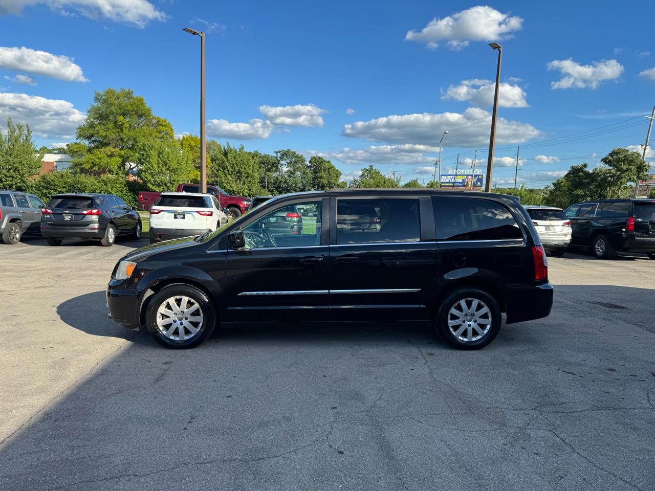 Chrysler Town & Country 4dr Wgn Touring 2014