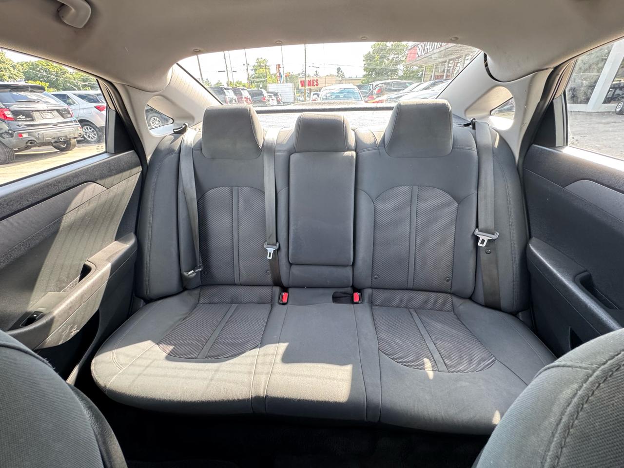 Hyundai Sonata SE 2.4L 2019