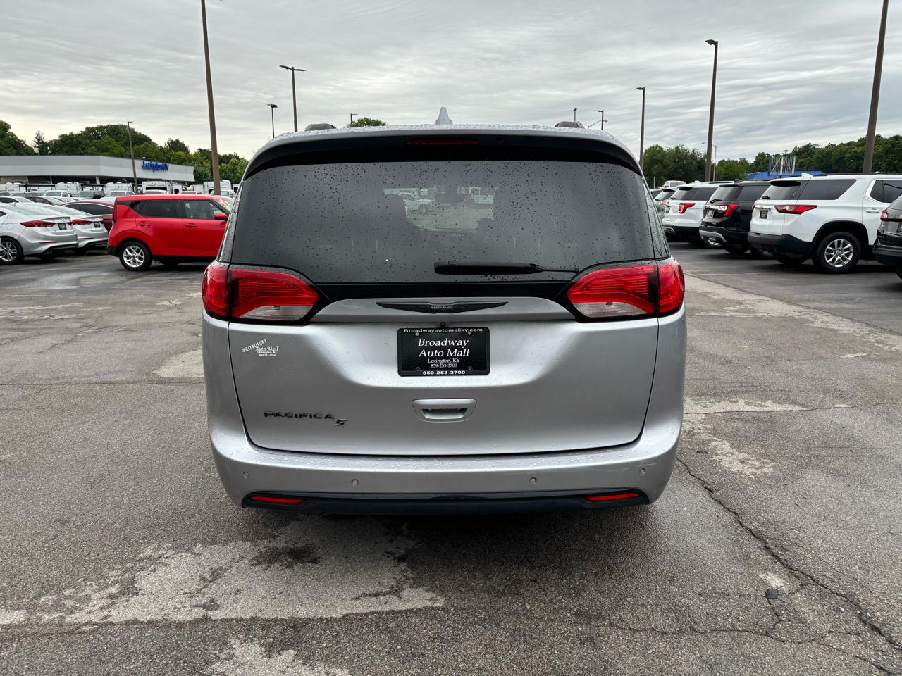 Chrysler Pacifica Touring L Plus FWD 2018