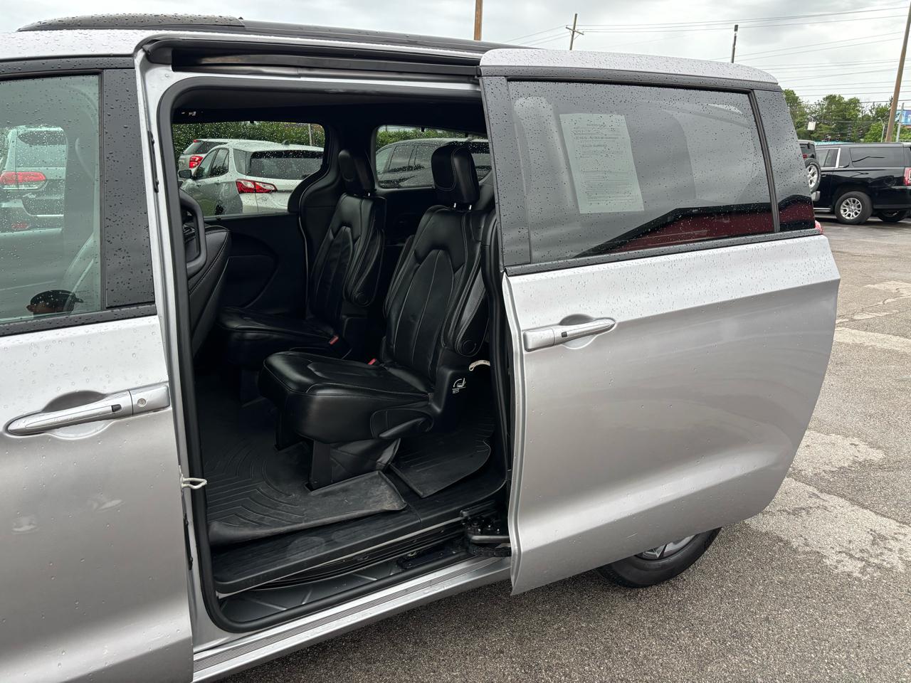 Chrysler Pacifica Touring L Plus FWD 2018