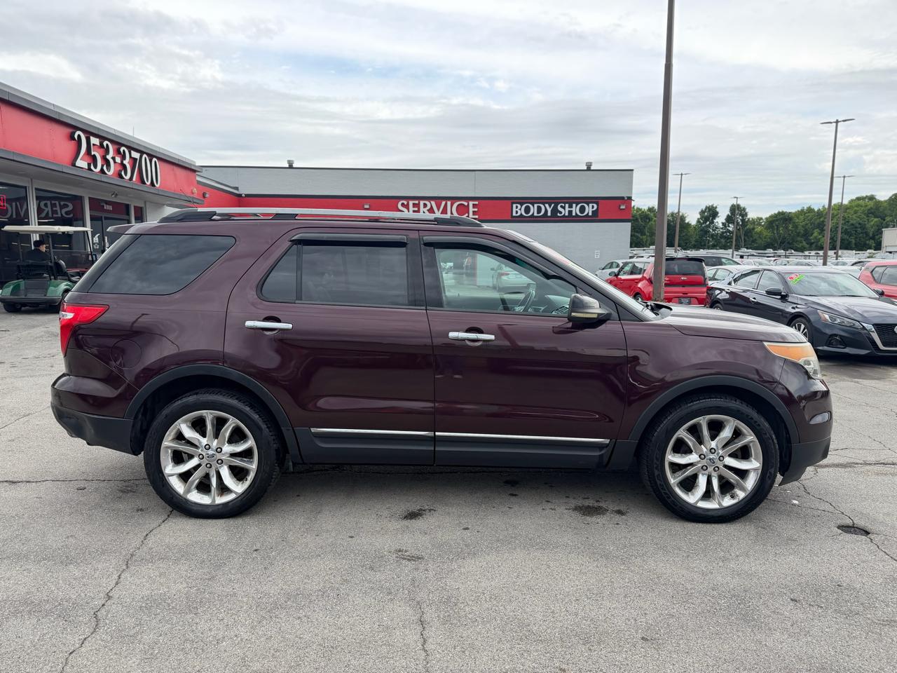 Ford Explorer 4WD 4dr XLT 2011