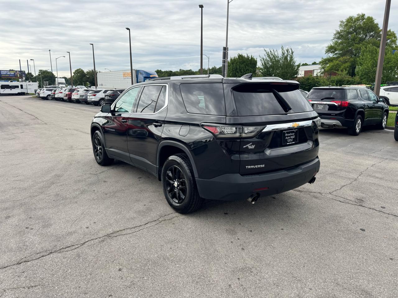 Chevrolet Traverse FWD 4dr LT Cloth w/1LT 2018