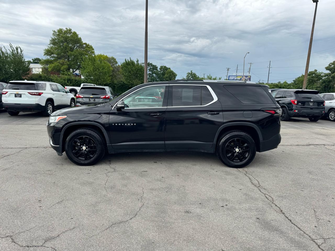 Chevrolet Traverse FWD 4dr LT Cloth w/1LT 2018