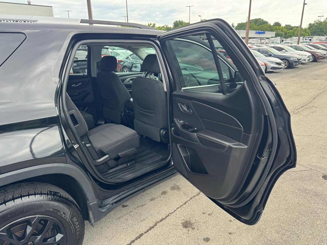 Chevrolet Traverse FWD 4dr LT Cloth w/1LT 2018