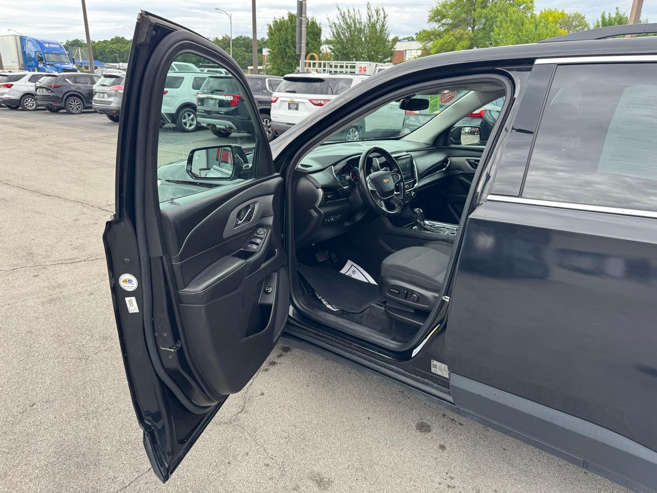 Chevrolet Traverse FWD 4dr LT Cloth w/1LT 2018