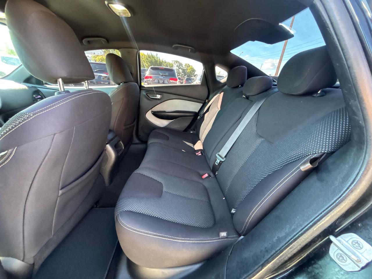 Dodge Dart 4dr Sdn SXT 2015