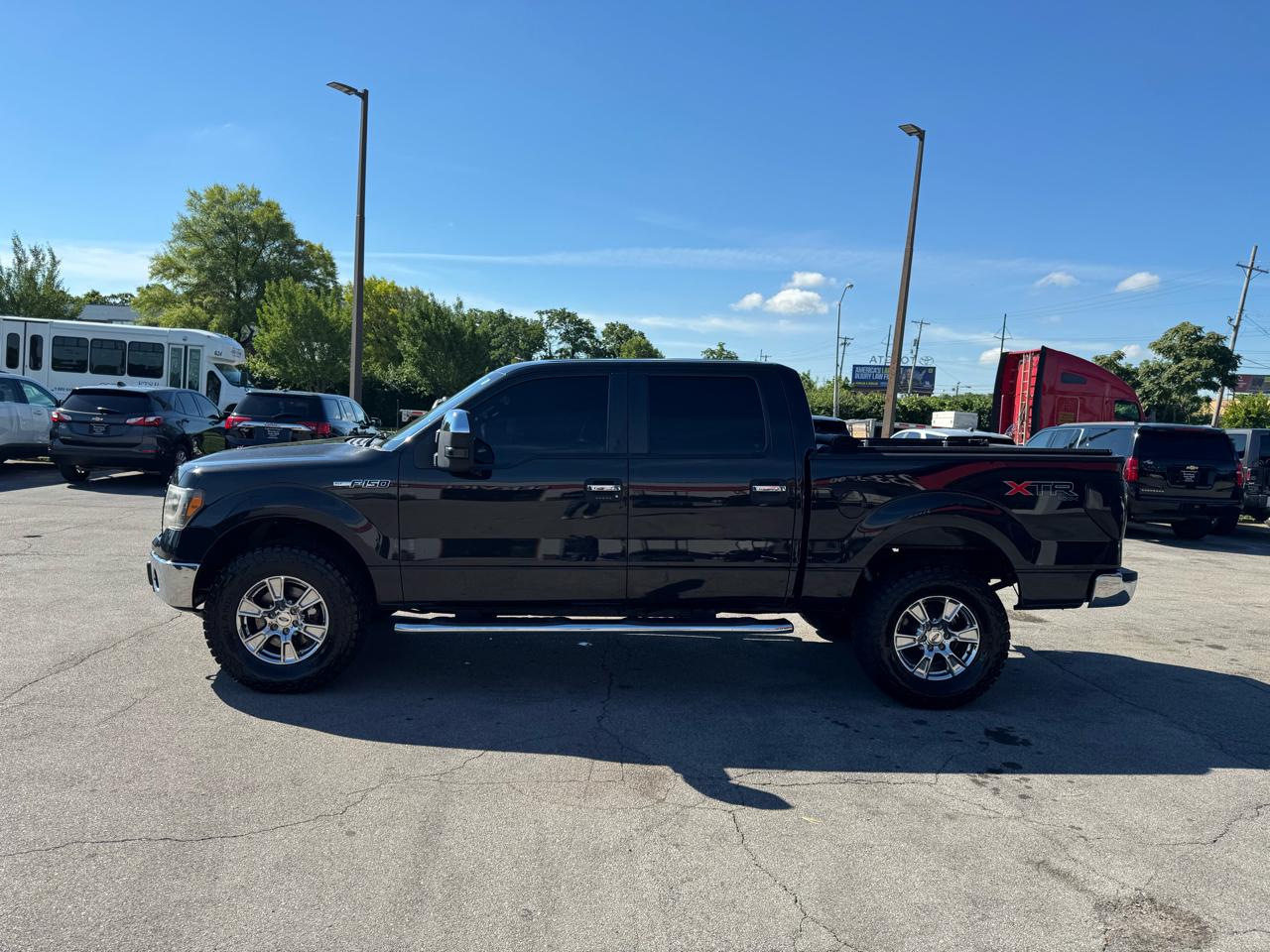 Ford F-150 4WD SuperCrew 145" XLT 2014