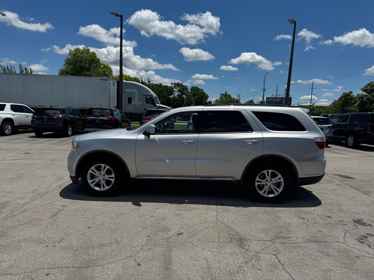 Dodge Durango 2WD 4dr Crew 2011
