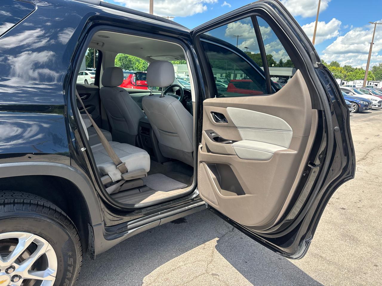 Chevrolet Traverse AWD 4dr LT Cloth w/1LT 2019