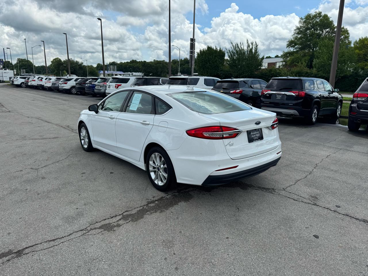 Ford Fusion SE FWD 2019