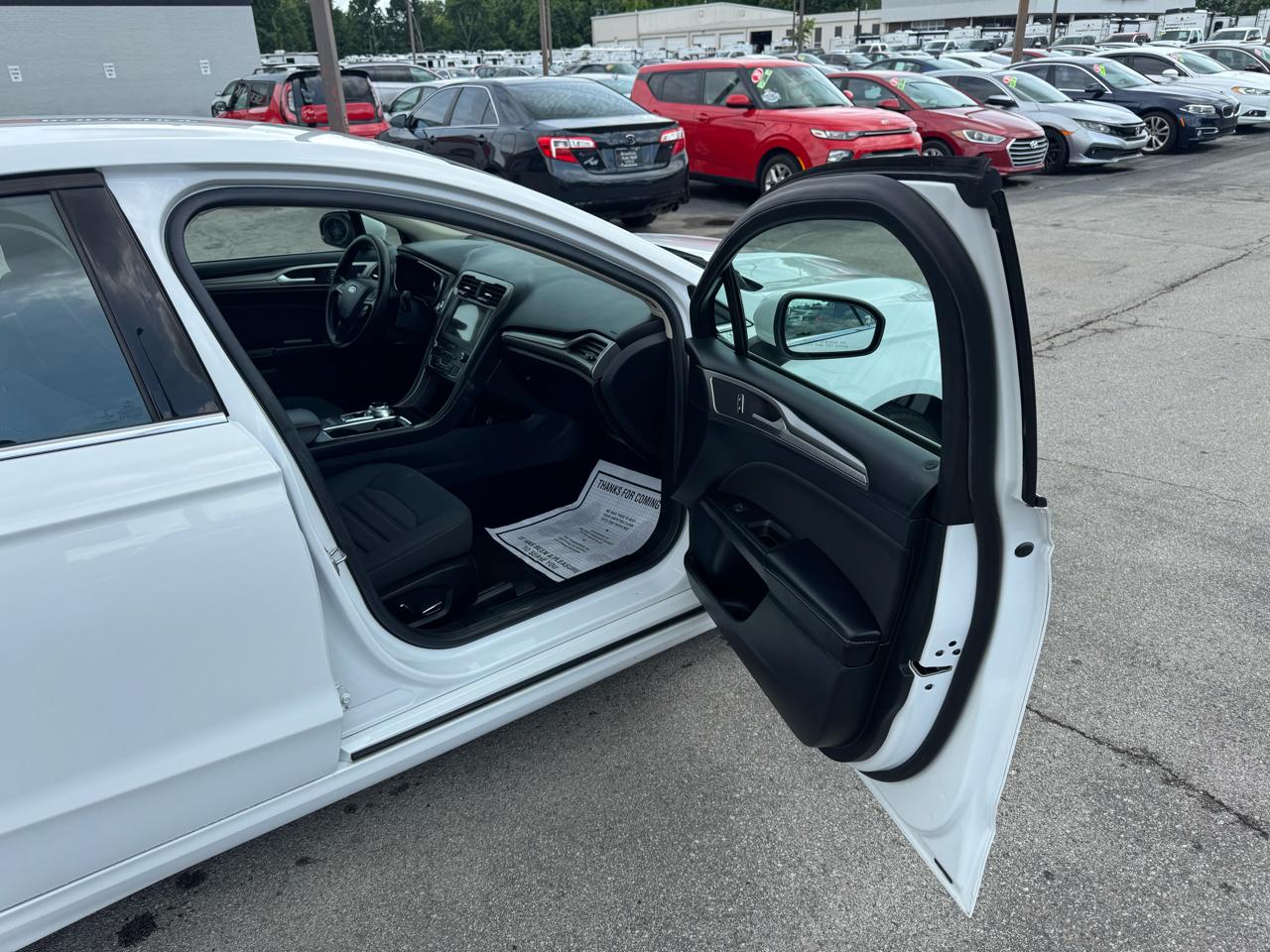 Ford Fusion SE FWD 2019