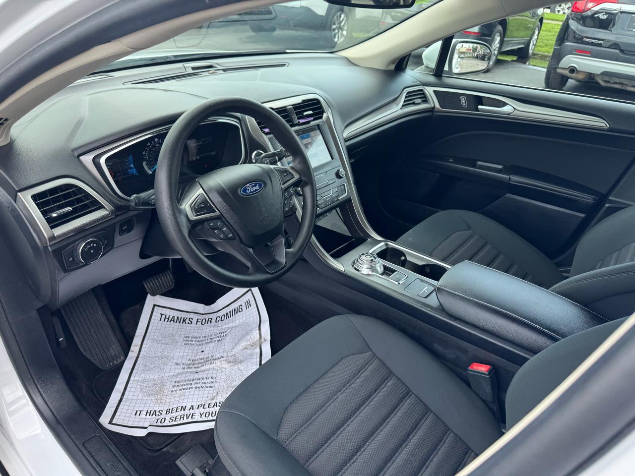 Ford Fusion SE FWD 2019