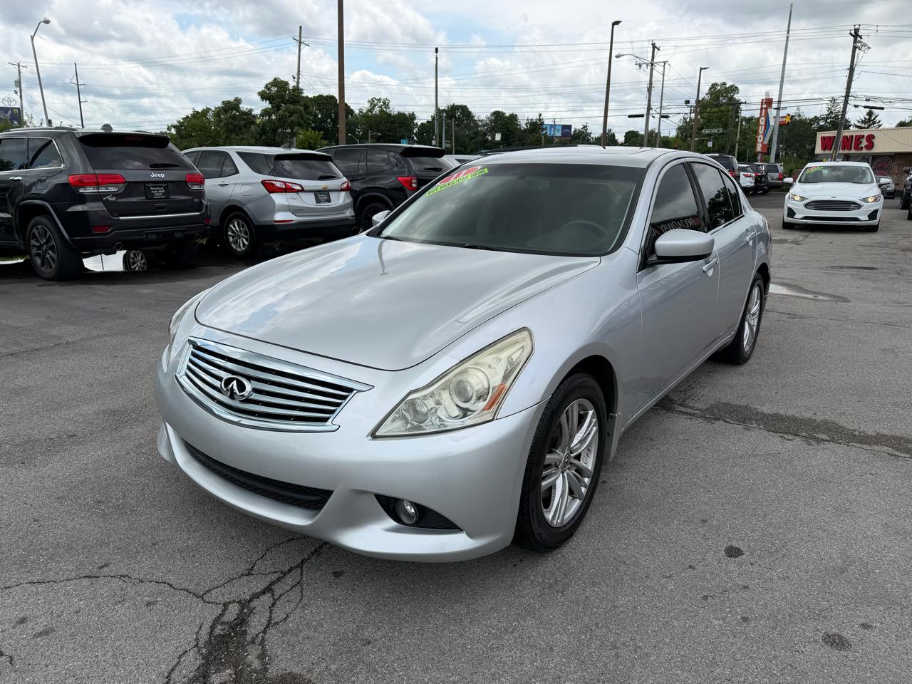 Infiniti G37 X 2011