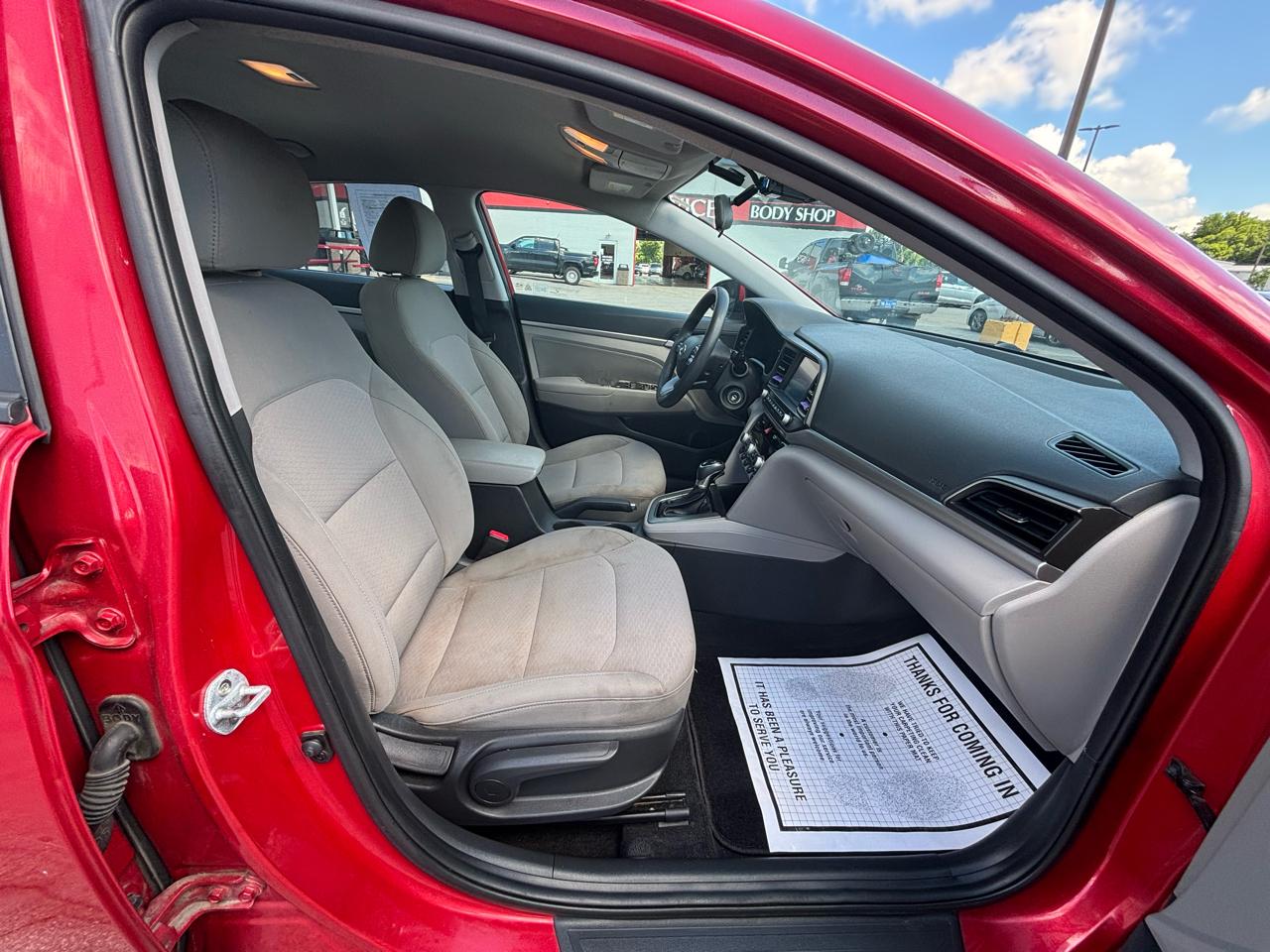 Hyundai Elantra SEL IVT 2020