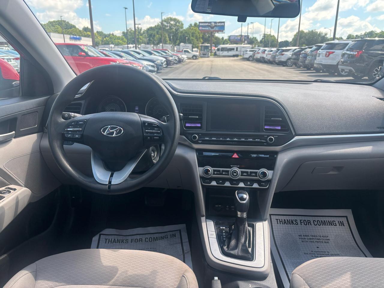 Hyundai Elantra SEL IVT 2020
